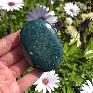 Green goldstone mineral palmstone